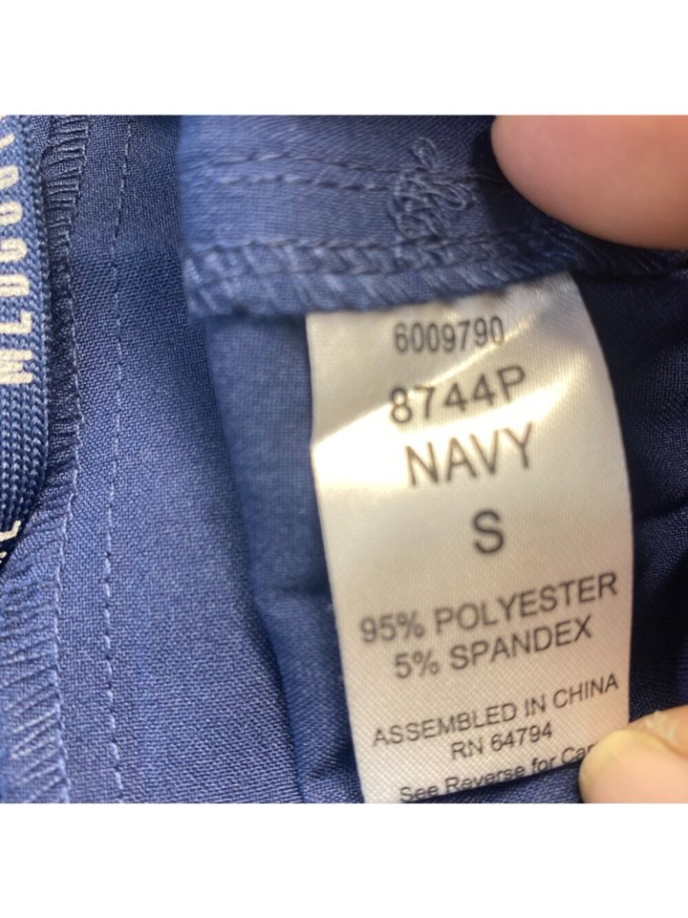 MED COUTURE Energy  6  pocket cargo drawstring women's scrub pants - Navy  S NEW - Picture 7 of 9